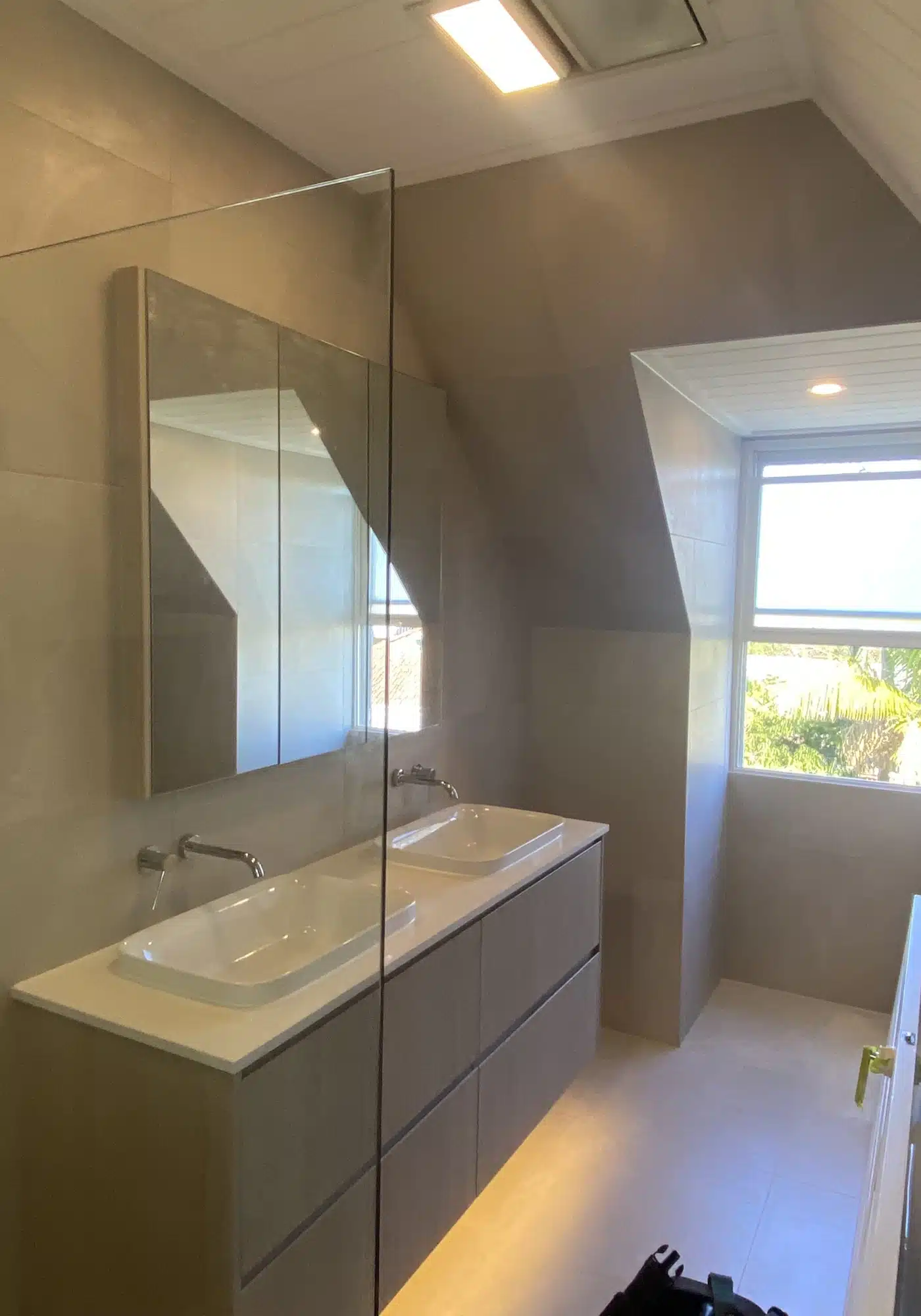 electrical bathroom fit out rozelle